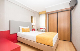Hotel 3K Madrid - Lisbon