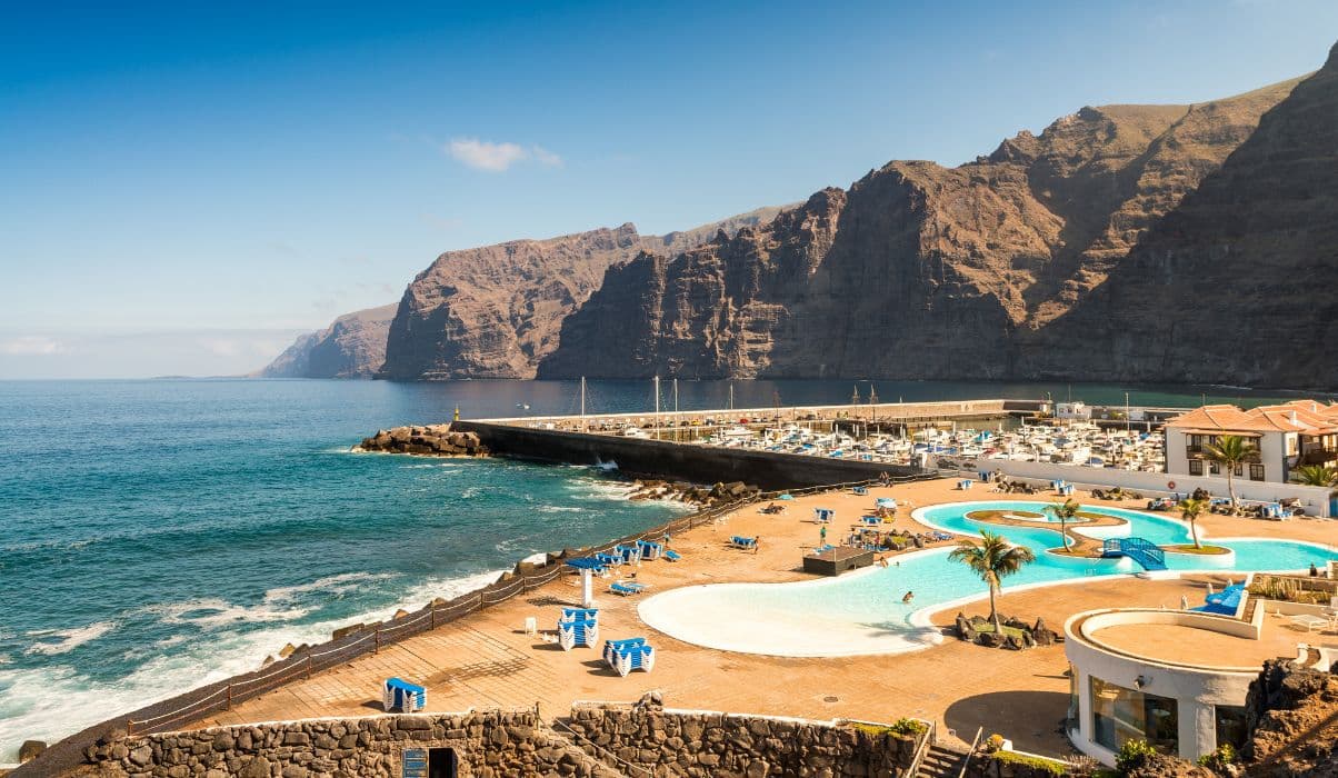 Los Gigantes
