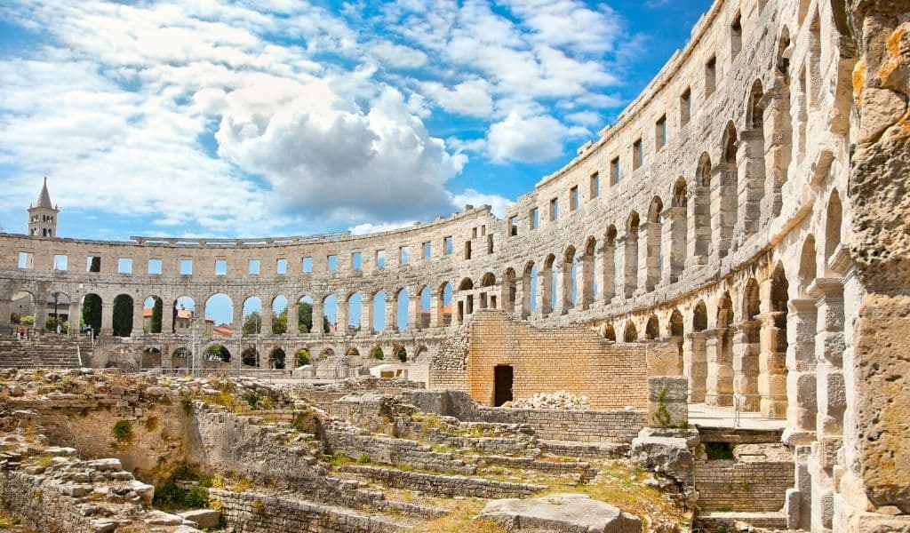 Destination Pula