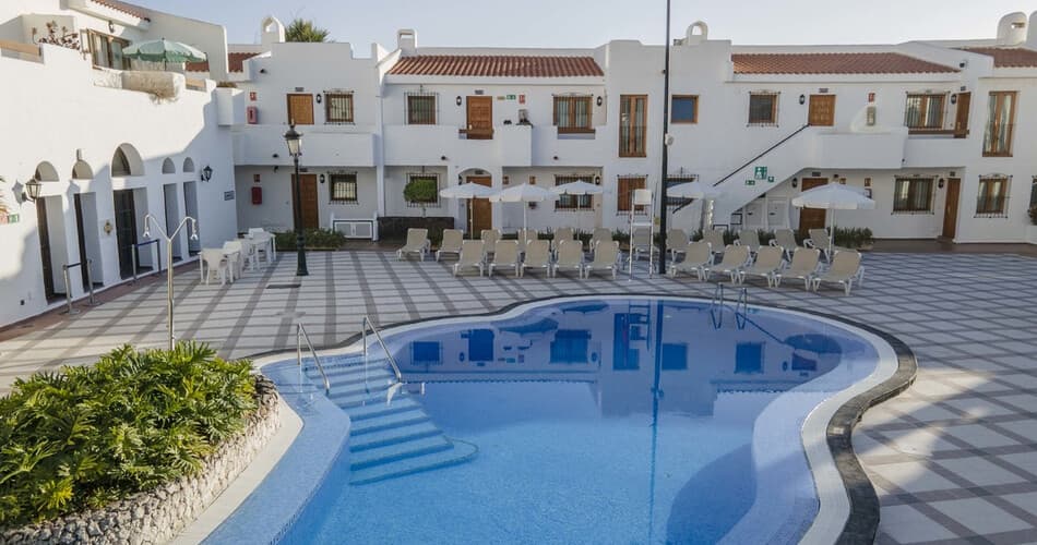 ONA Beverly Hills Suites