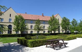 Campanile Val de France