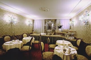 Hotel Montecarlo
